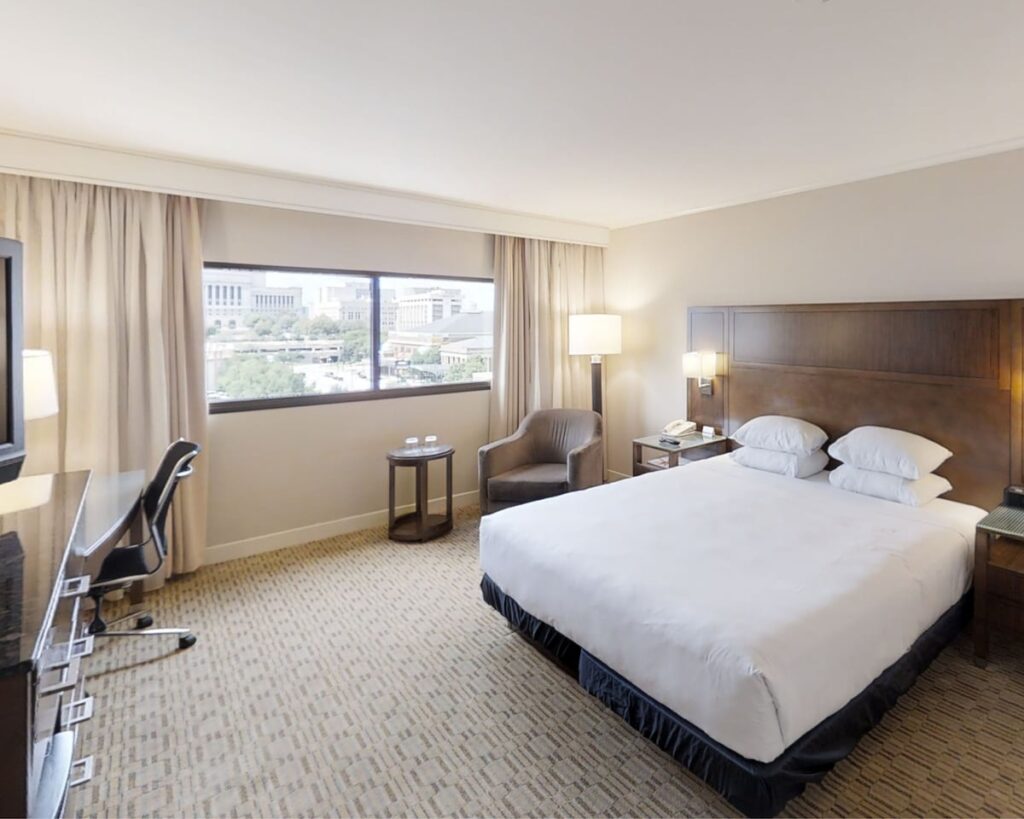 Hyatt Regency Milwaukee - Image 2