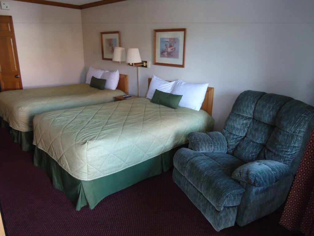 Indy Speedway Inn - Image 3