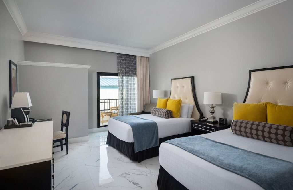 Inn On Fifth - Image 3