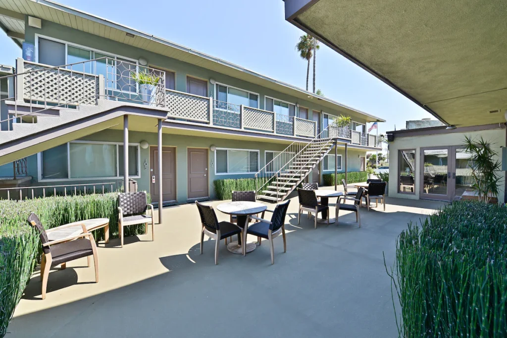 Inn at East Beach - Image 5