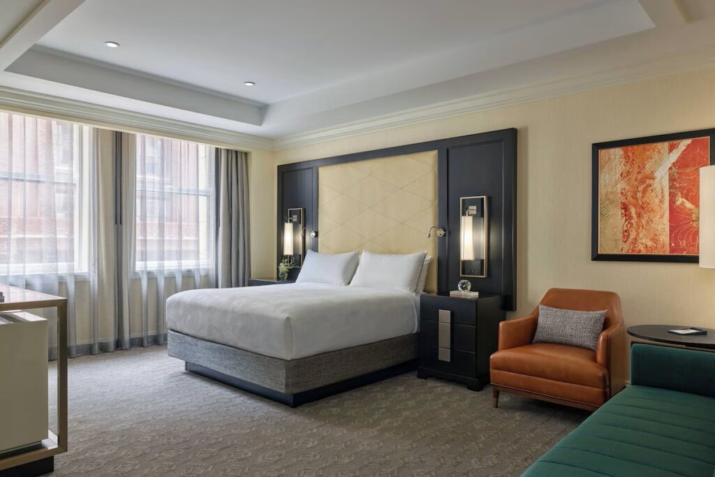 JW Marriott Chicago - Image 2