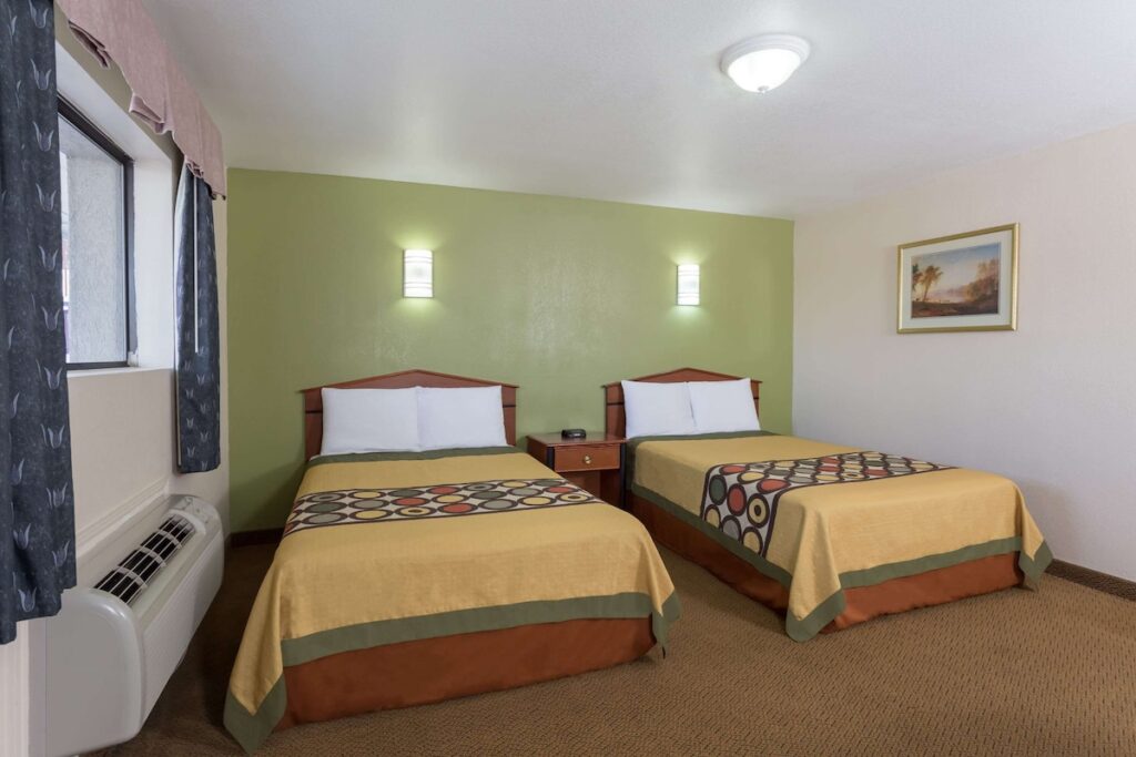 Knights Inn Franklin Ave Waco - Image 3