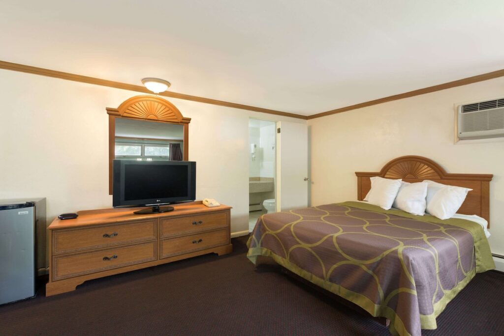 Knights Inn Palmyra - Image 2