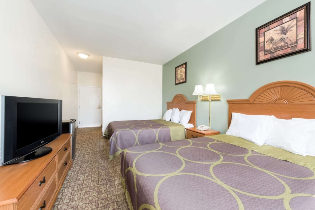 Knights Inn Palmyra - Image 3