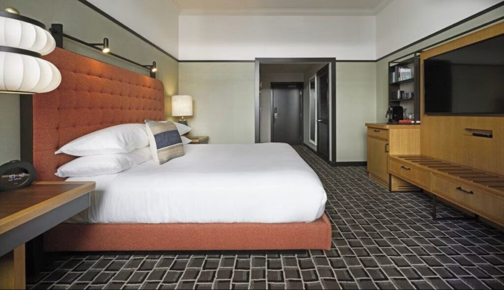 L7 Chicago by LOTTE - Image 2