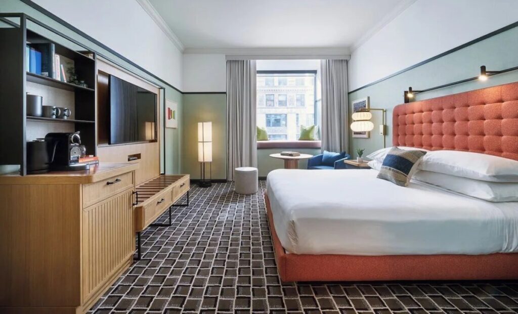 L7 Chicago by LOTTE - Image 3