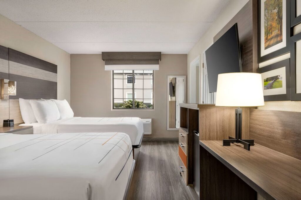 La Quinta Inn Lexington-Horse Park - Image 2