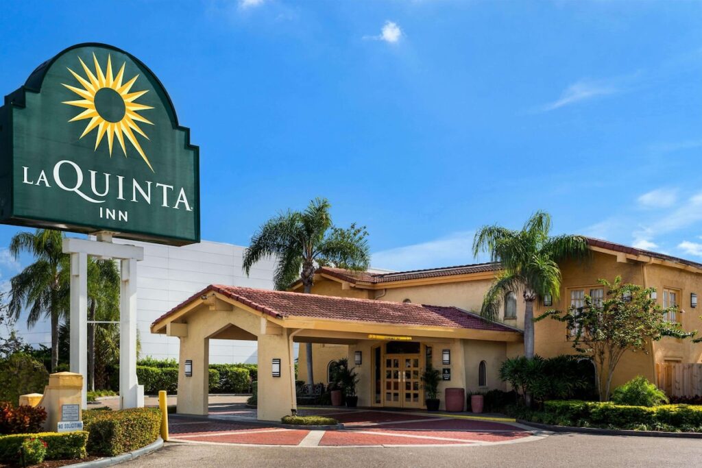 La Quinta Inn Tampa Airport Stadium Westshore - Image 2