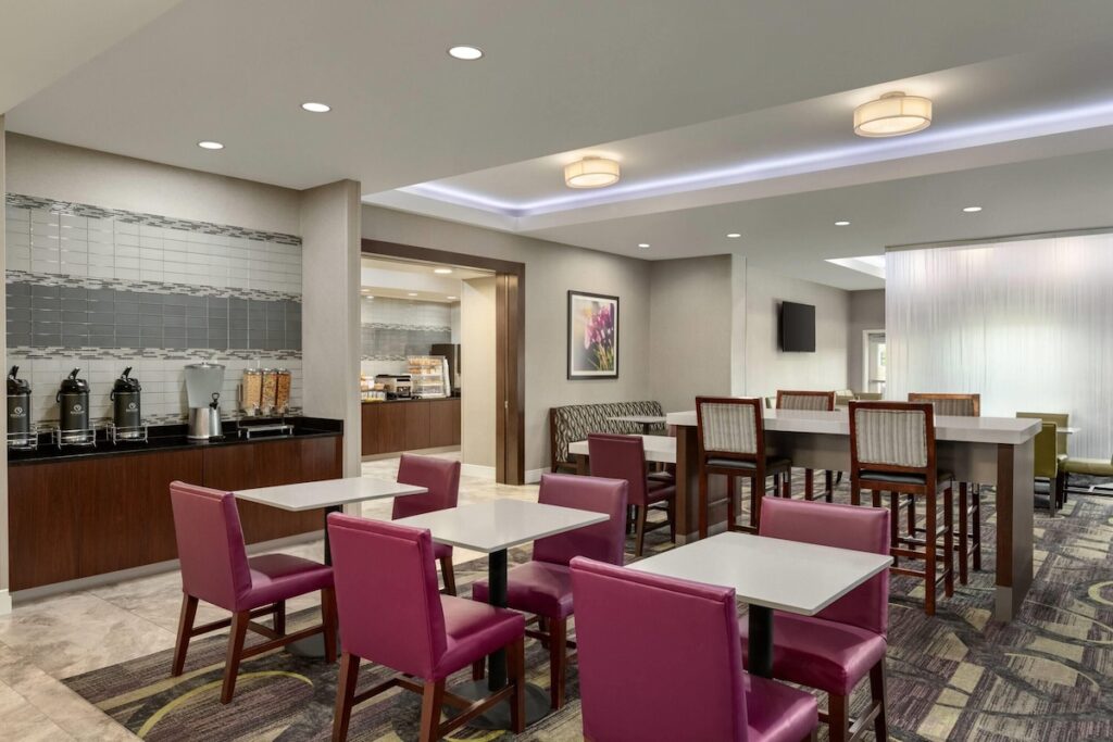 Motel 6-Dallas, TX - Farmers Branch - Image 4