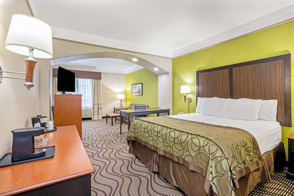 La Quinta by Wyndham Corpus Christi Airport - Image 2