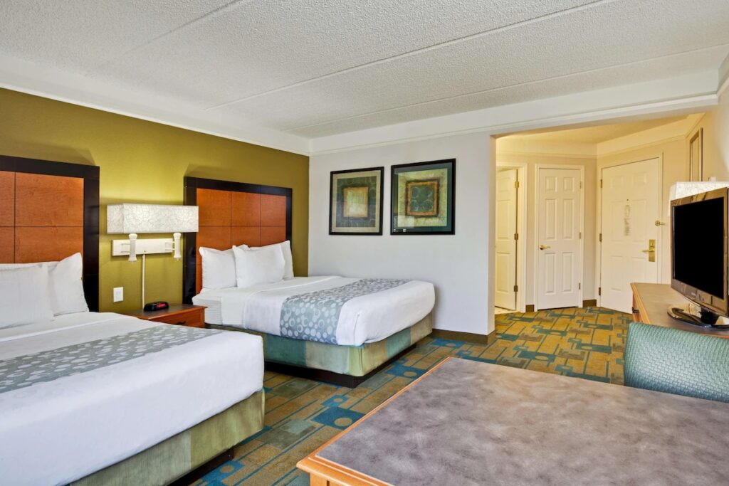 La Quinta by Wyndham Ft. Lauderdale Airport - Image 3