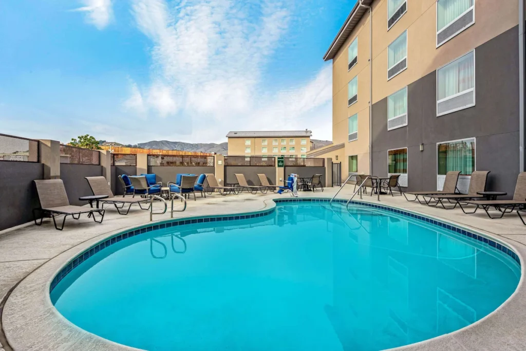 La Quinta by Wyndham San Francisco Airport North - Free Airport Shuttle - Image 3