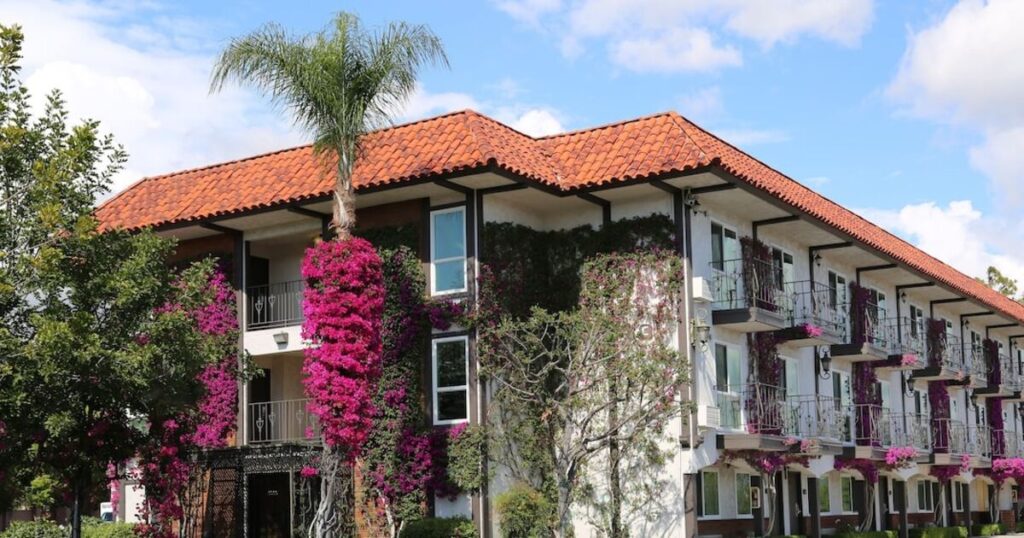 Laguna Hills Lodge-Irvine Spectrum - Image 2