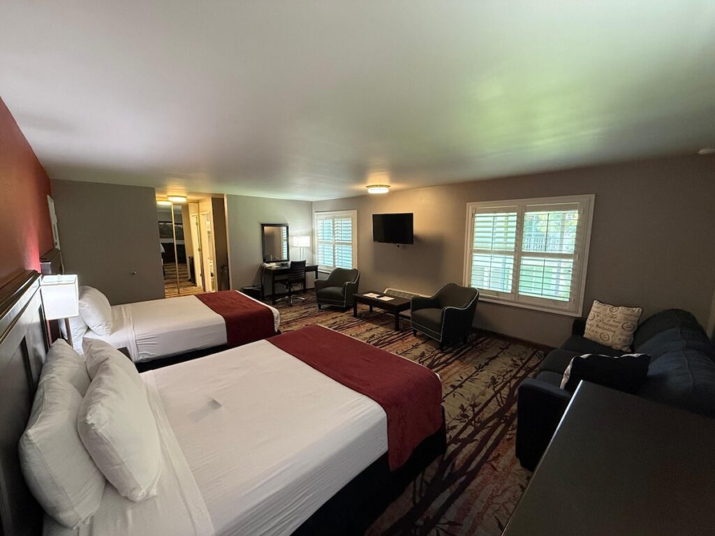 Laguna Hills Lodge-Irvine Spectrum - Image 4