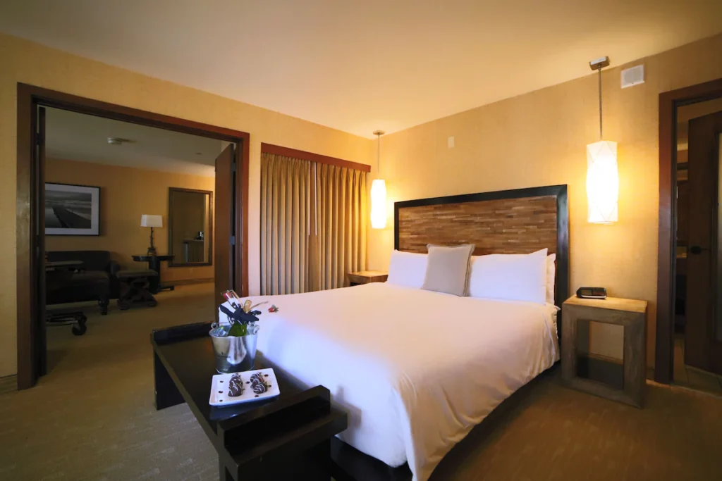 Lake Arrowhead Resort & Spa - Image 2