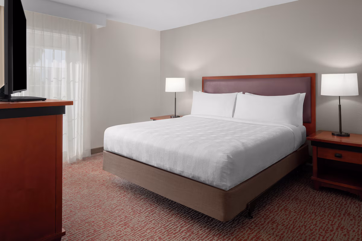 Larkspur Landing Extended Stay Suites Renton - Image 3