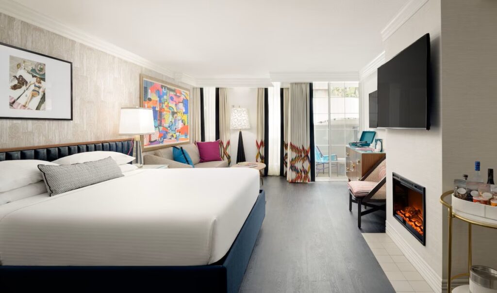 Le Parc at Melrose - Image 3