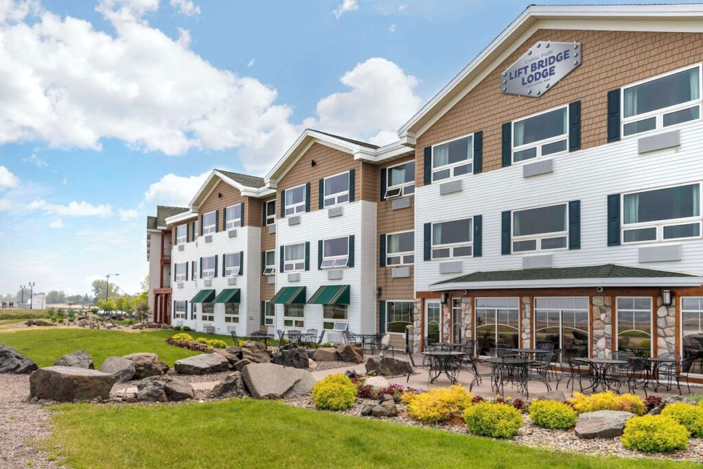 Lift Bridge Lodge, an Ascend Collection Hotel