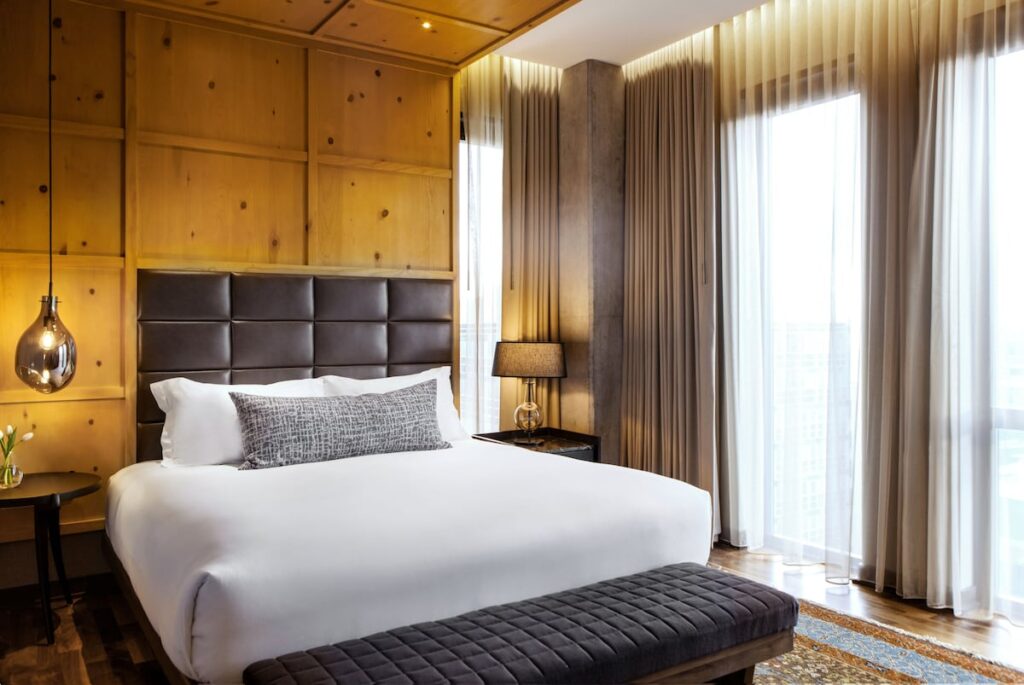 Limelight Hotel Denver - Image 3