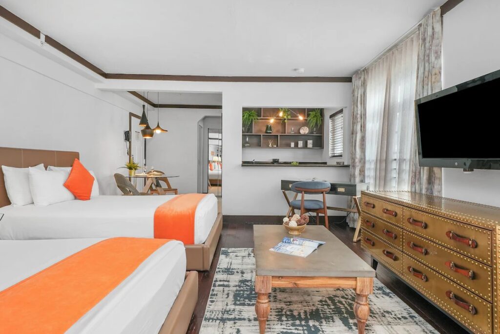 Lincoln Arms Suites - Image 3