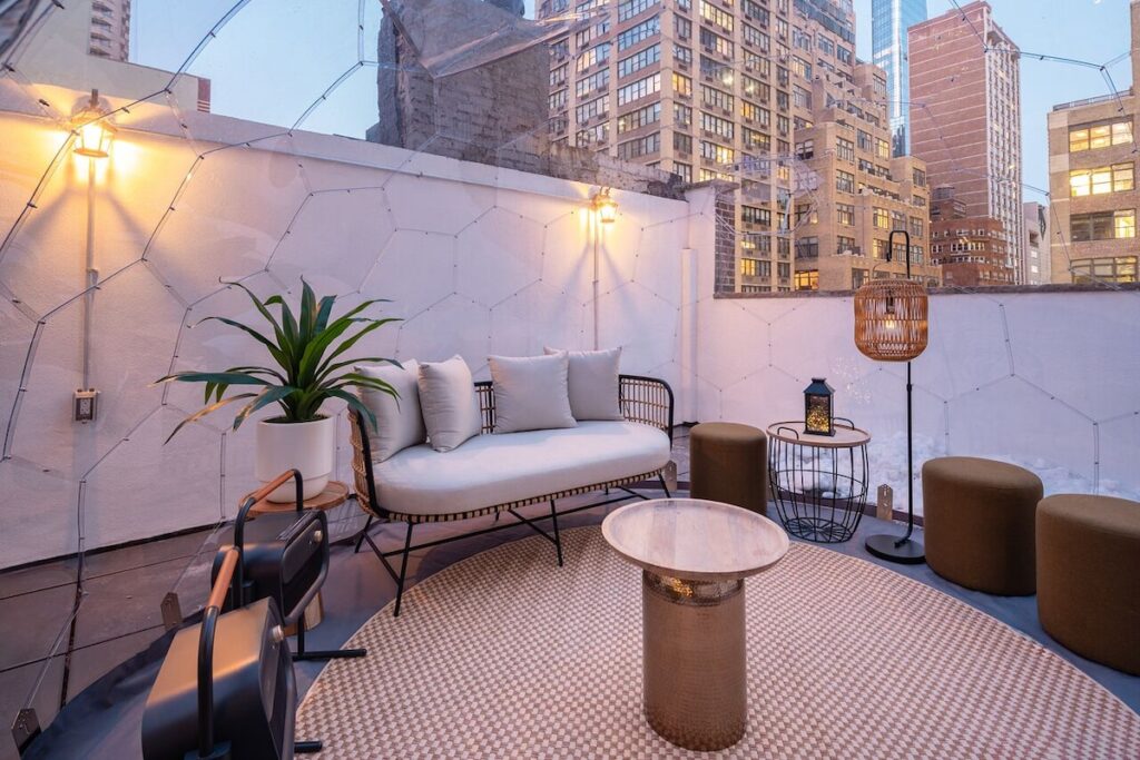 Little Charlie Hotel