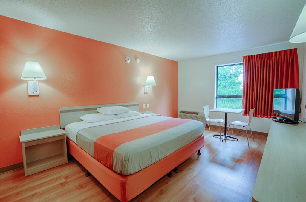 MOTEL 6 - Albany, NY - Airport - Image 2