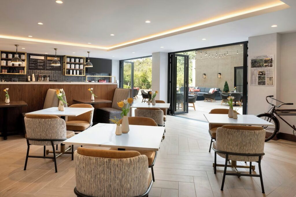 Madison Marriott South - Image 5