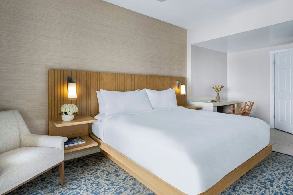 Marriott's BeachPlace Towers - Image 3