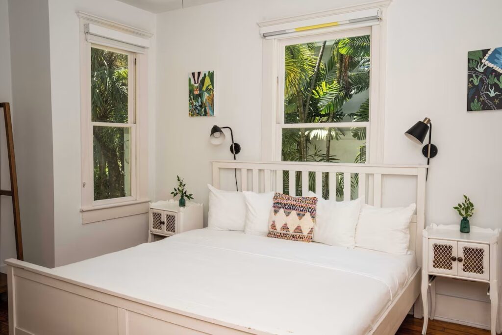 Miami River Inn by Renzzi - Image 3