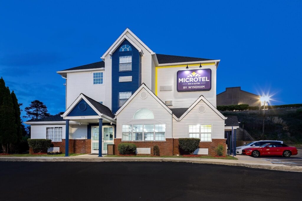 Microtel Inn & Suites by Wyndham Norcross - Image 2