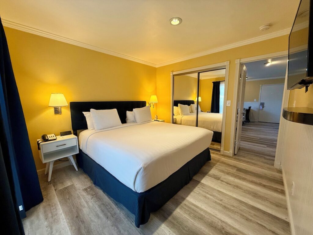 Monterey Bay Lodge - Image 2