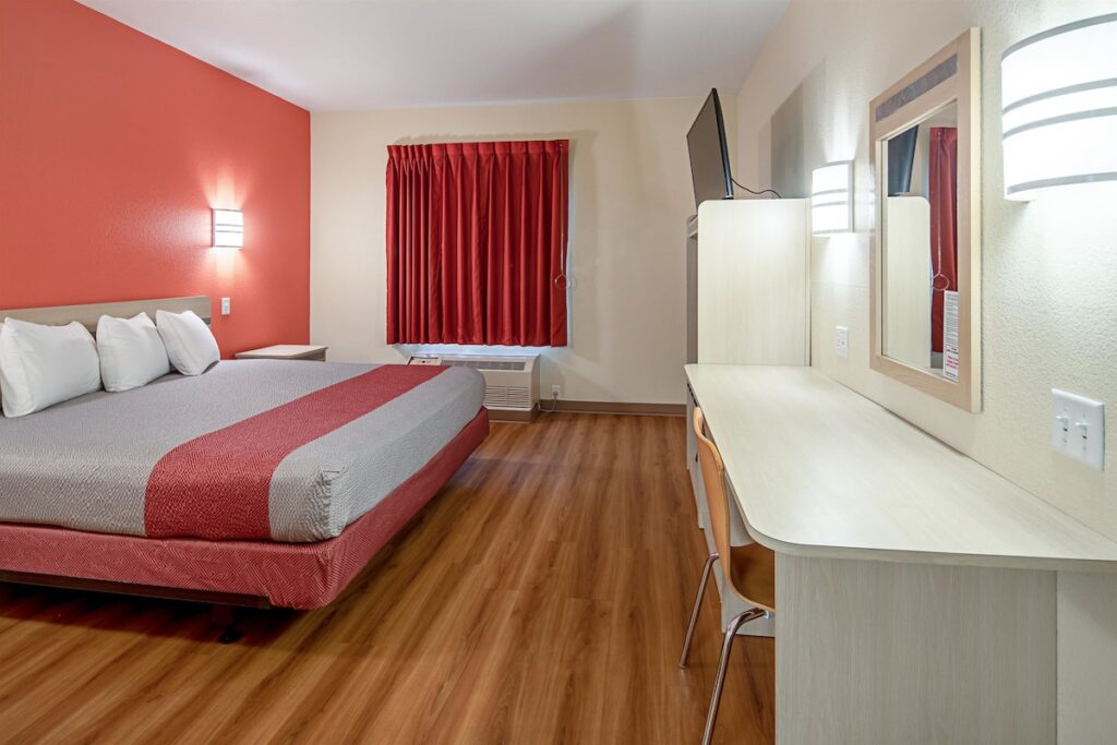 Motel 6-Anchorage, AK - Midtown - Image 3