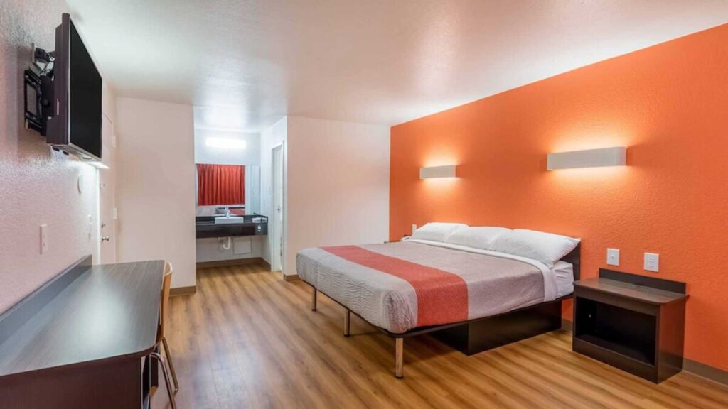 Motel 6-Arlington, TX - UTA - Image 3