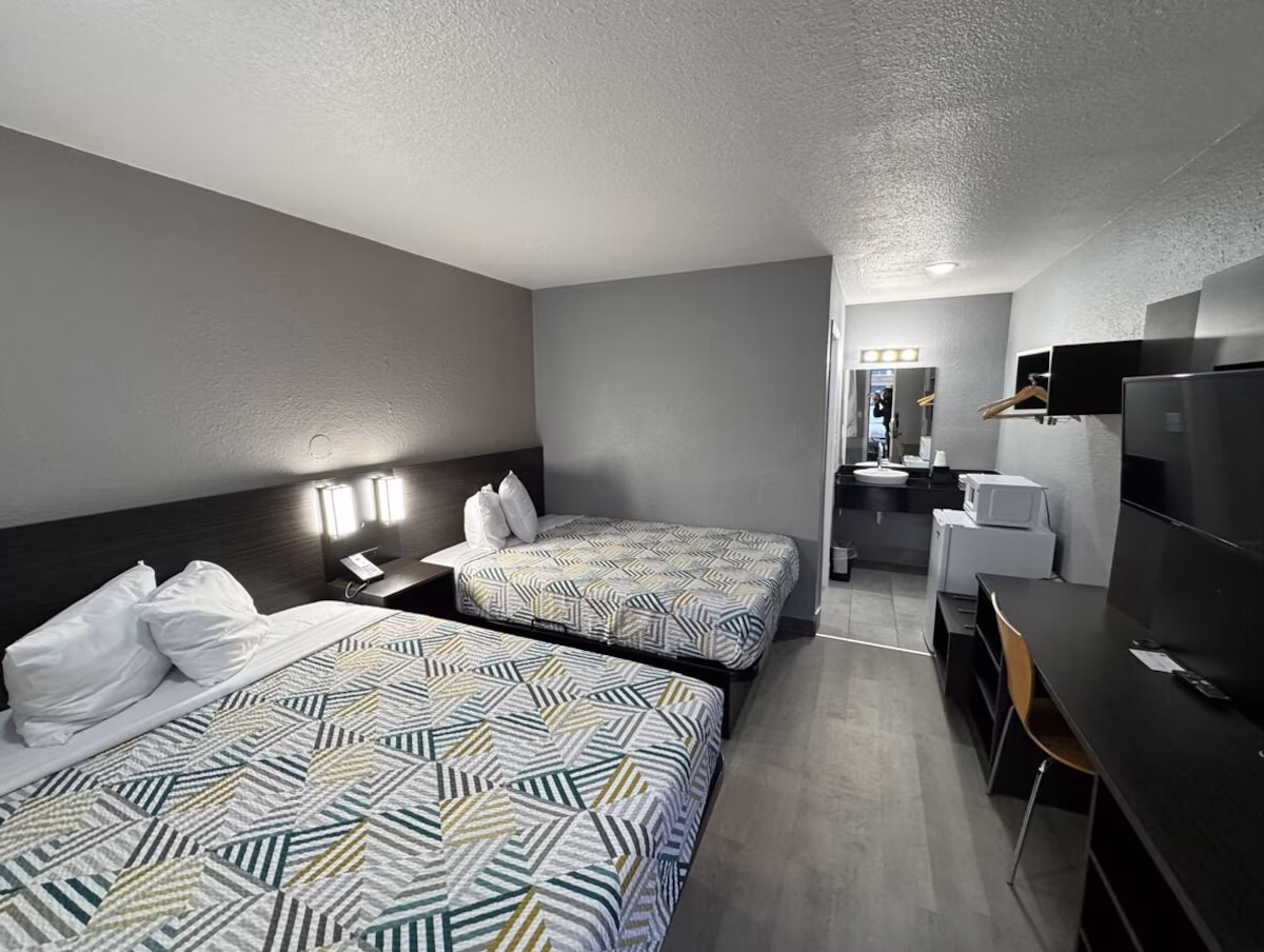 Motel 6-Bismarck, ND