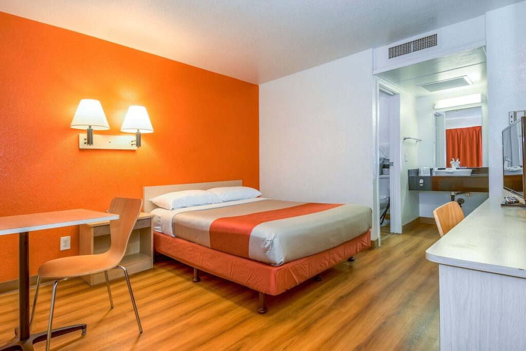 Motel 6-Corona, CA - Image 2