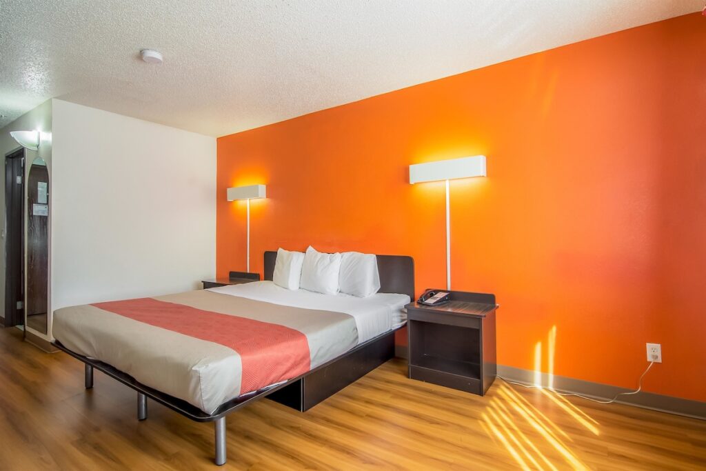 Motel 6-Dallas, TX - North - Richardson - Image 2