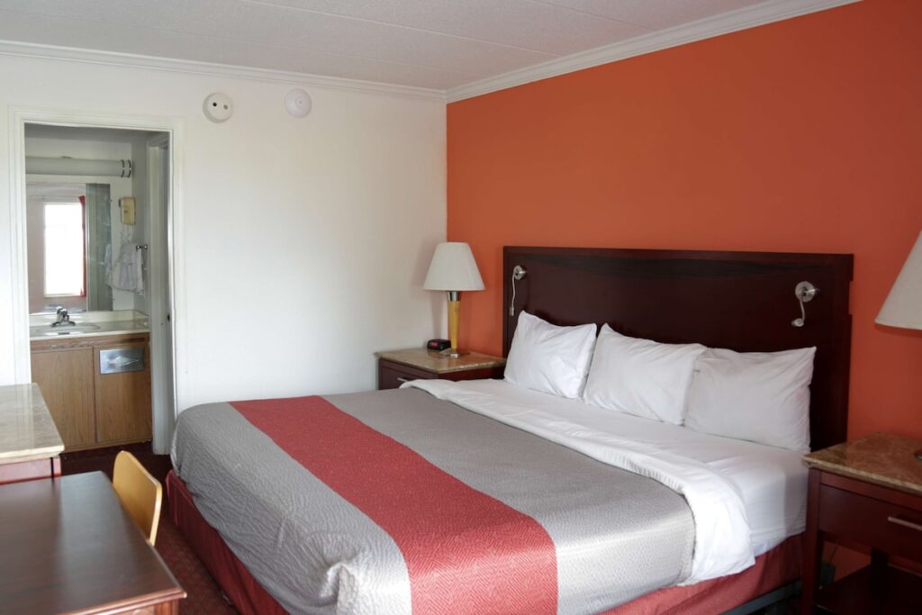 Motel 6-Dayton, OH - Image 3