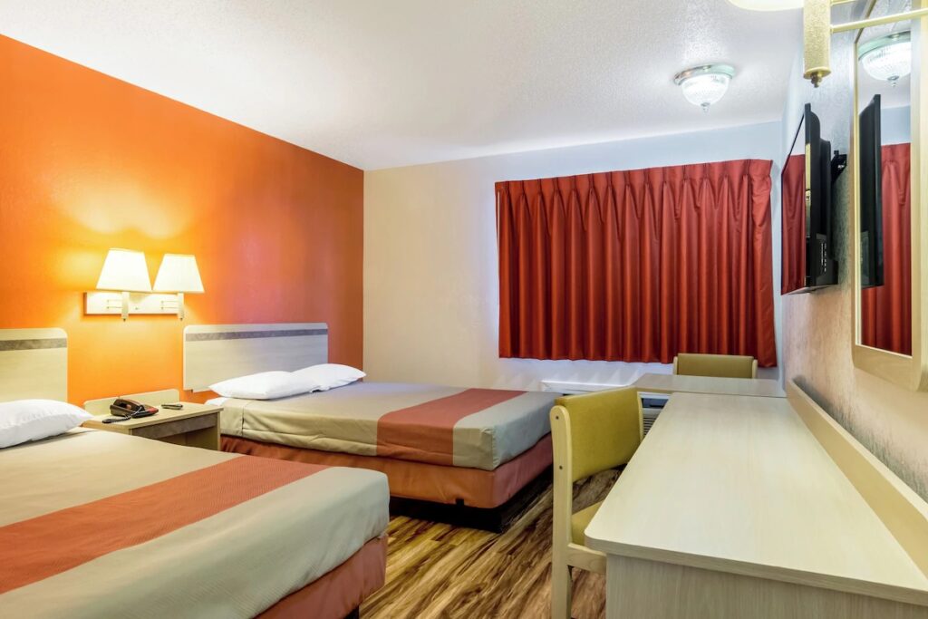 Motel 6-East Ridge, TN - Image 2