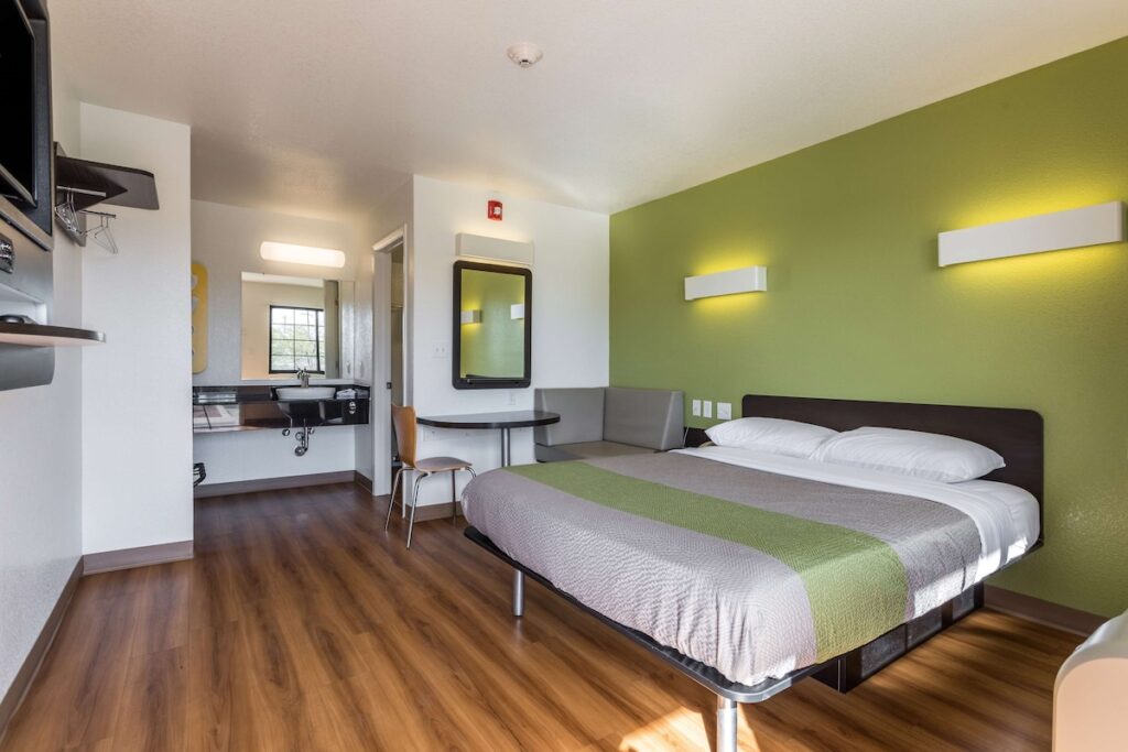 Motel 6-El Paso, TX - East - Image 3