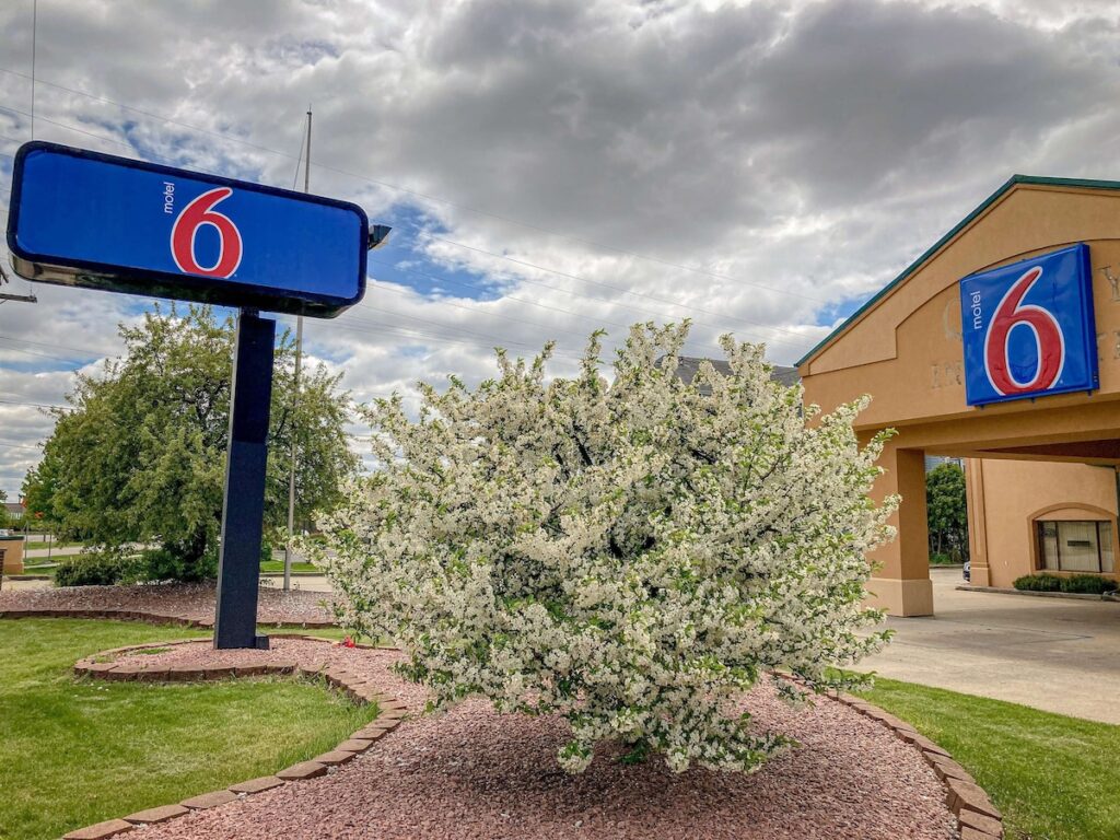 Motel 6 Elkhart, IN