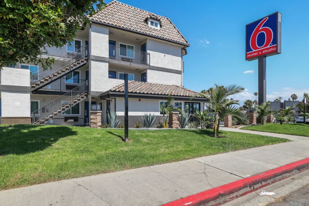 Motel 6-Escondido, CA