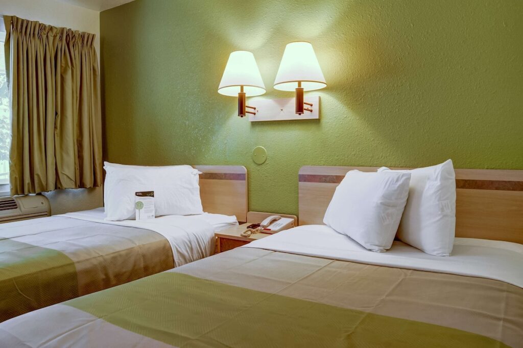 Motel 6-Eugene, OR - South Springfield - Image 2