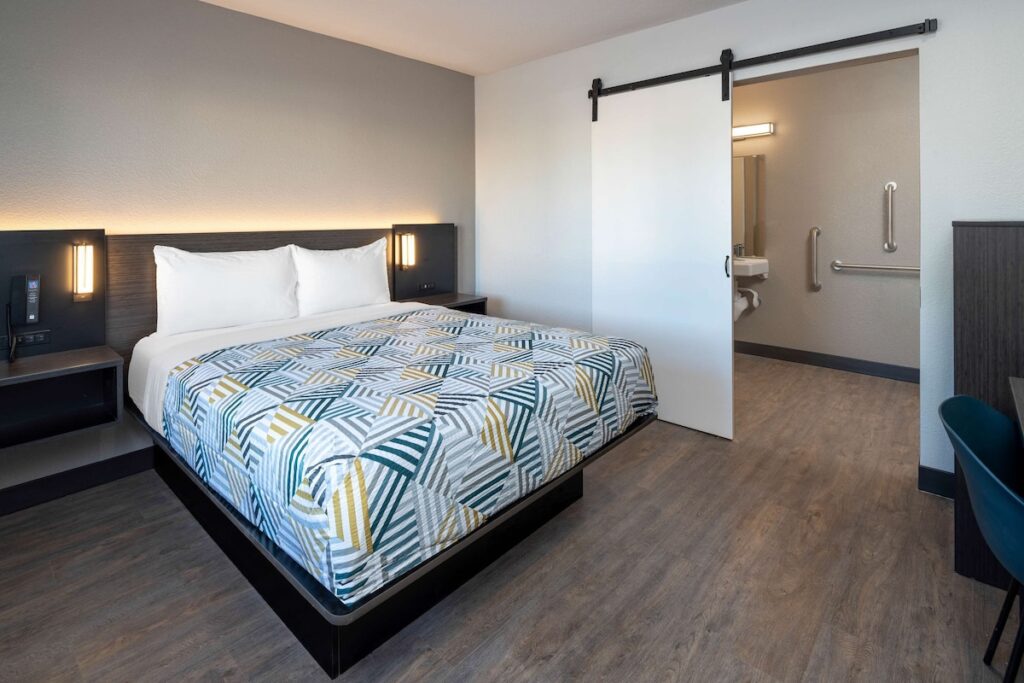 Motel 6-Fontana, CA - Image 2