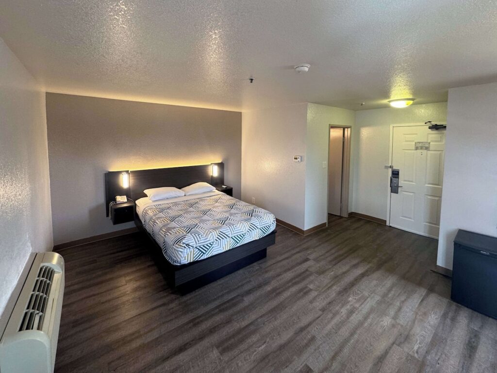 Motel 6-Glenview, IL - Chicago North - Image 2