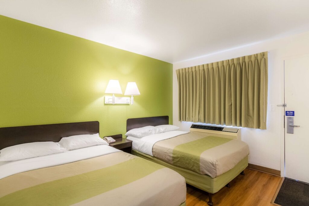 Motel 6-Green Bay, WI - Lambeau - Image 3