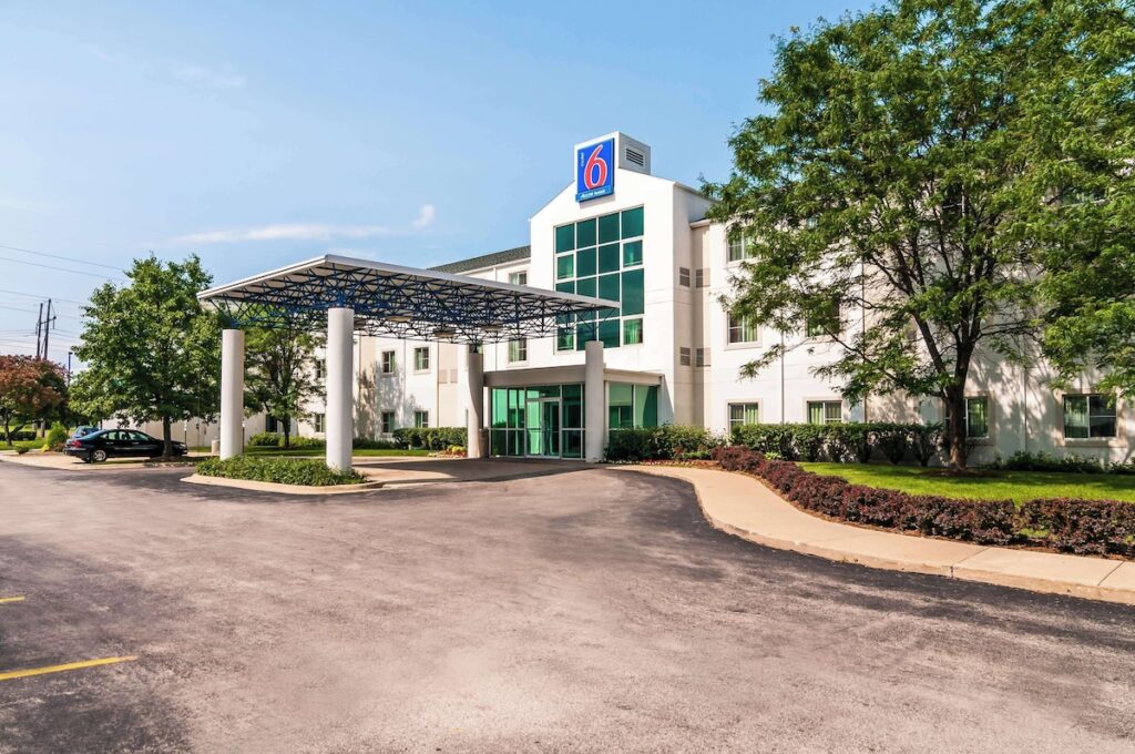 Motel 6-Joliet, IL - Chicago - I-55