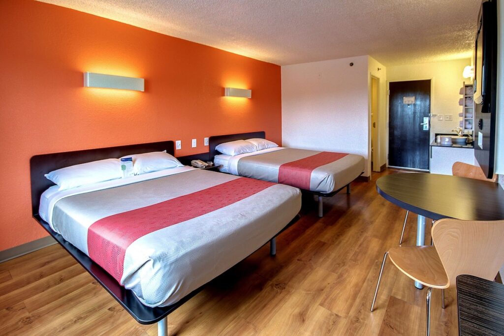 Motel 6 King Of Prussia PA - Image 5