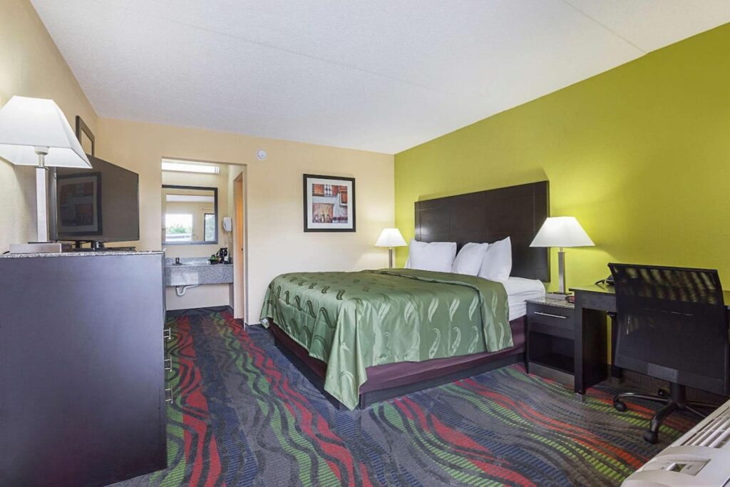 Motel 6 Knoxville, Tn - East - Image 4