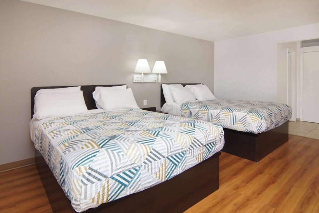 Motel 6-Lancaster, TX - DeSoto - Lancaster - Image 2