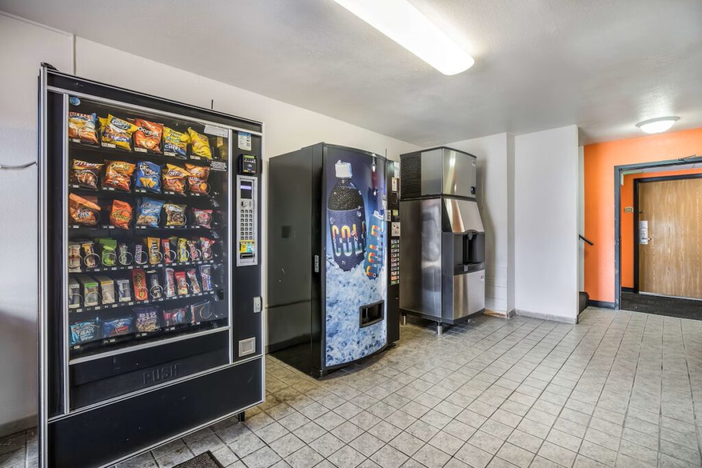 Motel 6-Madison, WI - East - Image 4